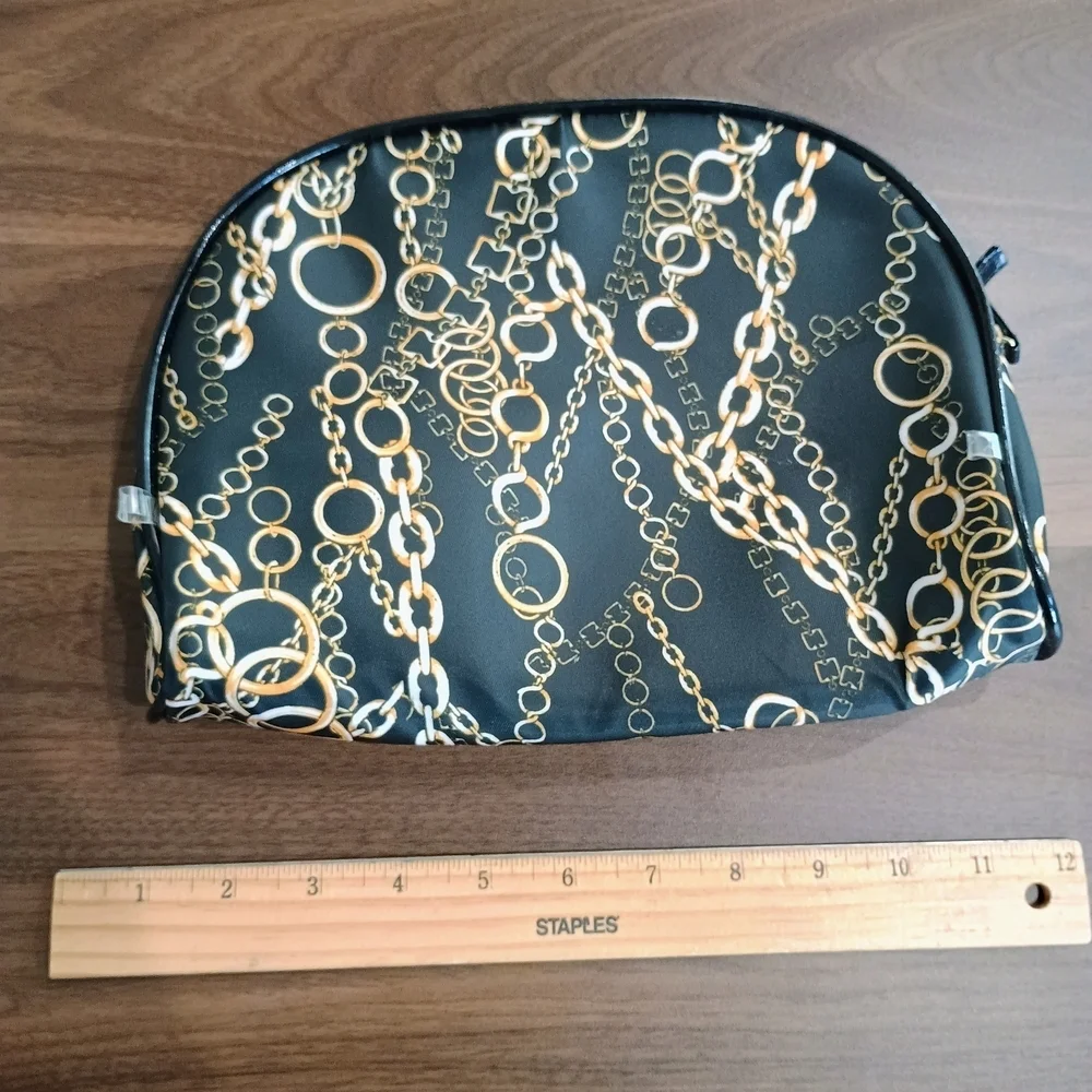 Black and Gold Chain Pattern Cosmetic Bag - Picture 2 of 4